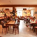 Reinhold Hotel