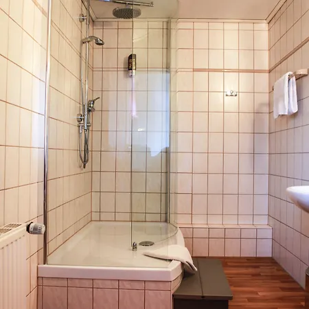 Reinhold Hotel